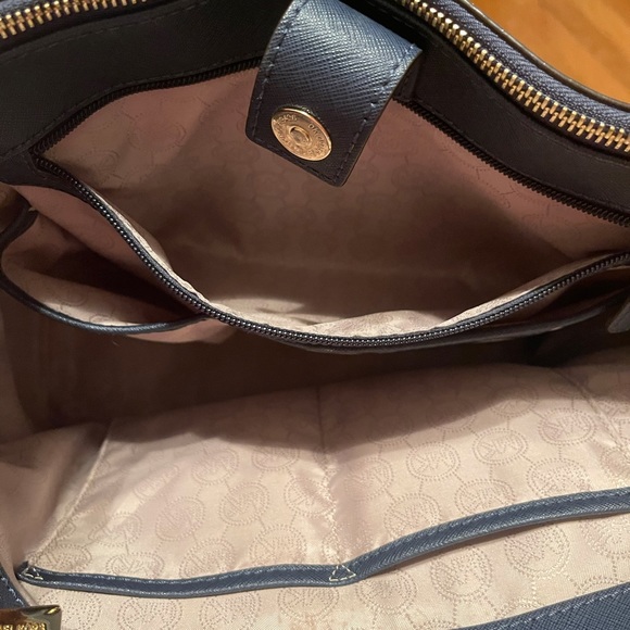 Michael Kors Satchel - Picture 5 of 7